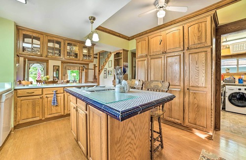 Alden Casa | Elegant 1905 Home: Steps to Torch Lake & Dtwn