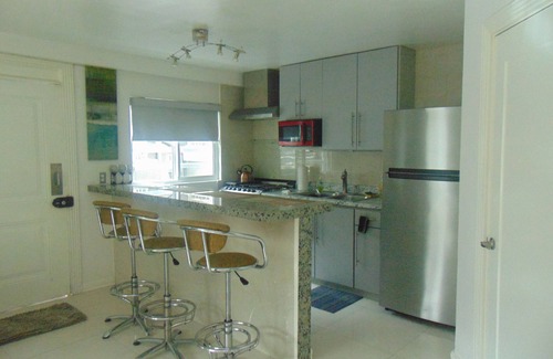 Tijuana Casa | Elegant cozy townhome with AC in vibrant Tijuana Zona Rio Excellent Location