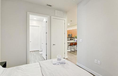 Fort Worth Apartamento | Elegant Downtown 1BD Condo with Pool & Gym