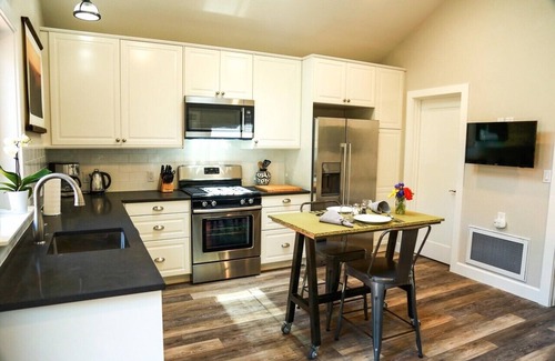 Sebastopol Casa | Elegante casa de huéspedes a poca distancia del fabuloso centro de Sebastopol