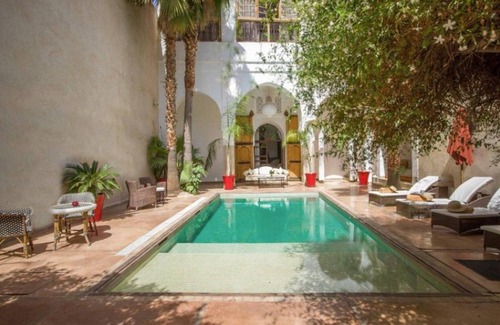 Diour Jdad Villa | Elegant Marrakesh Suite | 1 Bedroom | Sanemi Suite | Spacious Suite with Garden View | Shared Sun Terrace and Swimming Pool | Diour Jdad, Zaouia Abbassia, Medina