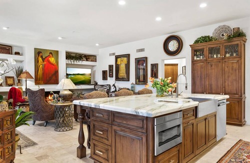 Pinnacle Peak Casa | Exclusiva casa privada en The Boulders con patio tranquilo, vistas, piscina / spa.