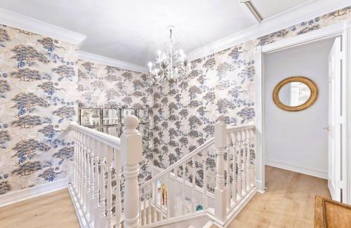 Biggar Casa | ELEGANT PRIVATE OLD SOUTH FLORIDA ESTATE NEW SLEEPS 18 TO 20 LARGE FAMILIES RETREAT WEDDINGS REUNIONS NANNY QUARTERS