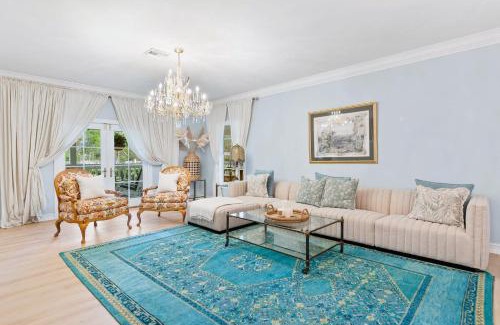 Biggar Casa | ELEGANT PRIVATE OLD SOUTH FLORIDA ESTATE NEW SLEEPS 18 TO 20 LARGE FAMILIES RETREAT WEDDINGS REUNIONS NANNY QUARTERS