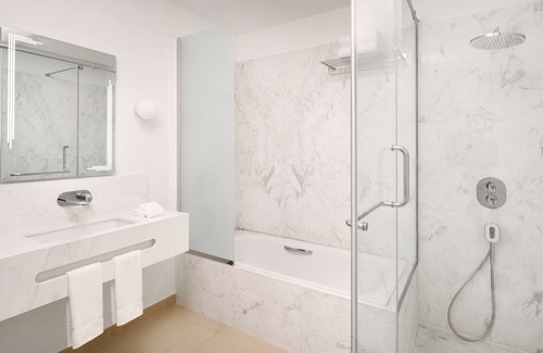 Diplomatic Area Hotel | Element West Bay Doha