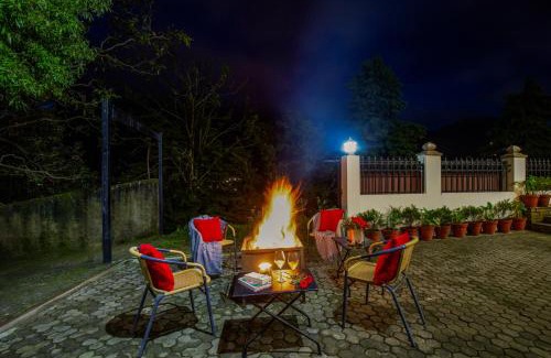 Nainital Villa | ELIVAAS 3 BHK with Entertainment lounge - The Meadow