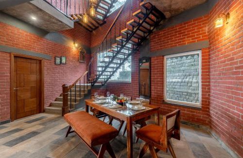 Kasauli Villa | ELIVAAS 4 BHK With Garden & Bonfire - Fleur De Lis