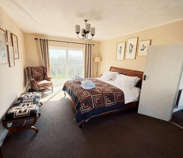 Winchelsea Casa | Elms Farm Cottages - White Swans