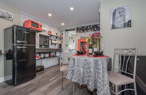 Elora Apartamento | Elora Gingersnap rental