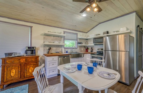 Rogersville Cabina | Elsie Mae's Place - Peaceful Acres