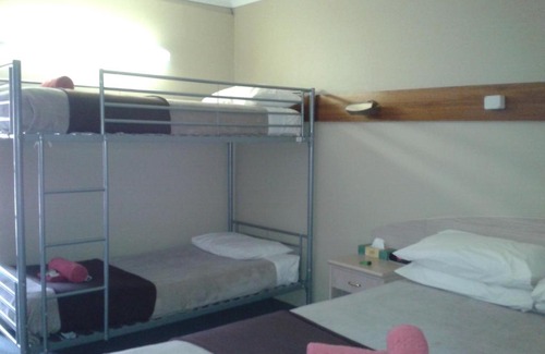 Dapto Hotel | Elsinor Motor Lodge