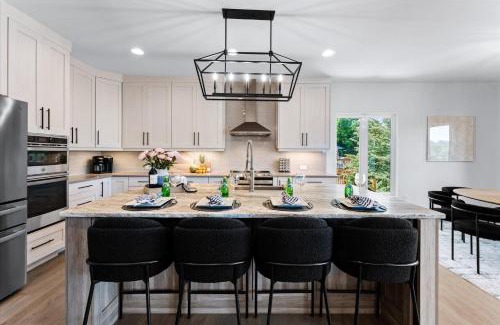 Mount Mourne Casa | Elysian Shores w/Heated Pool & Optional Boat Rental