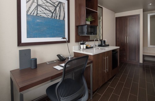 Pioneer Square Hotel | Embassy Suites by Hilton Seattle Downtown Pioneer Square