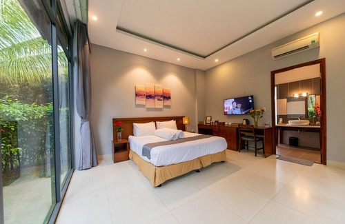 Ong Lang Complejo | Emerald Garden Retreat