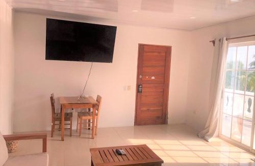 Corn Island Hotel | Emerald Luxe Suites