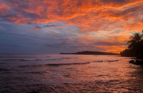 Corn Island Hotel | Emerald Luxe Suites