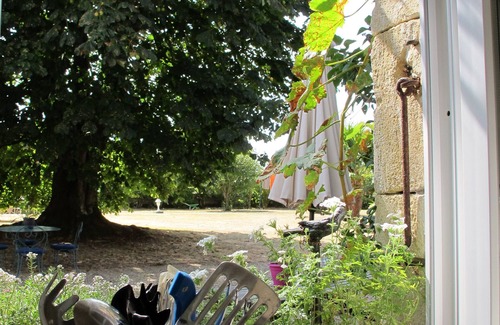 Gemozac Casa | Requesón de Emma tranquila en los viñedos a 3 km de la ciudad. cerca de Royan