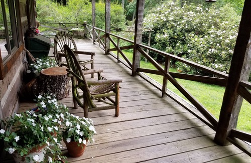 Boone Cabina | CABINA DE REGISTRO ENCANTADOR