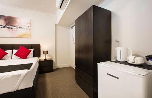 Clearview Hotel | Enfield Hotel