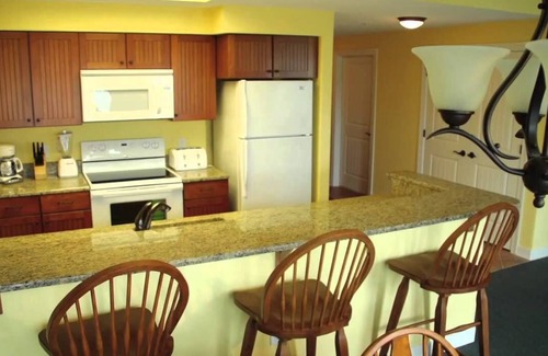 Palmetto Dunes Villa | Disfrute de golf de 18 hoyos de cortesía todos los días, piscina al aire libre y río lento.