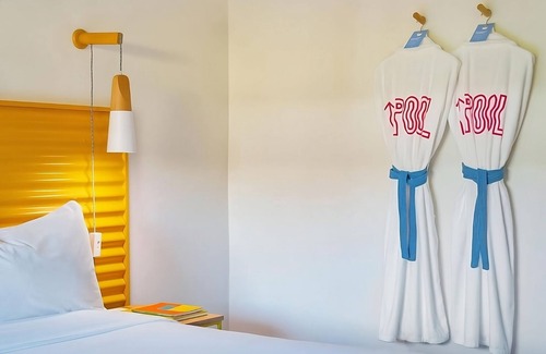 Sonora Sunrise Hotel | Enjoy the Beauty of Palm Springs with our 3 Spacious Units! Near Palm Canyon