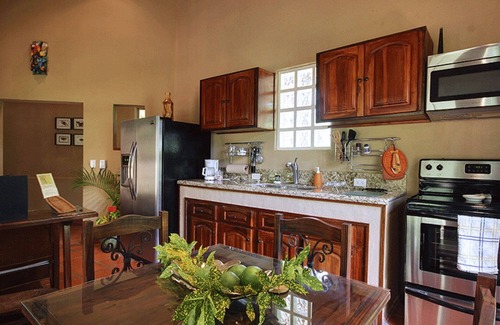 Tárcoles Casa | Disfrute de 1-7 casas en una finca privada cerrada