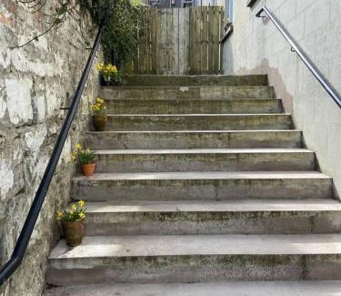 Enniskillen Casa | Enniskillen - TownHouse - Sleeps 6 - Parking