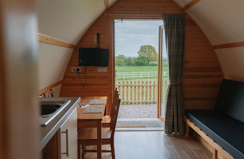 Tamworth Cabina | Estándar-Hot Tub-Cabaña-Baño privado con ducha