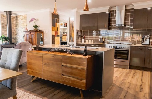 Beerwah Casa | Entertainer's paradise - child & pet friendly!