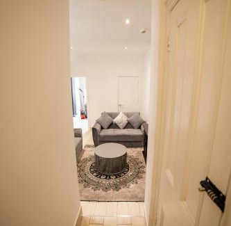 Riverside Apartamento | Entire 2 Bedroom Ground Floor Apartment Cardiff City Centre & Stadium