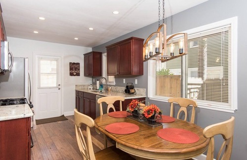 Little Italy Apartamento | Entire 2Bd in Most Convenient San Diego Location