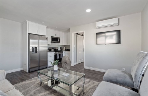 Port Hueneme Apartamento | Entire Apartment in Port Hueneme 3 Mins from Beach