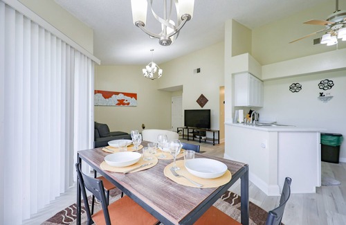Southwest Orlando Condominio | Entire condo with 2BD in Orlando, remote work friendly, downtown area