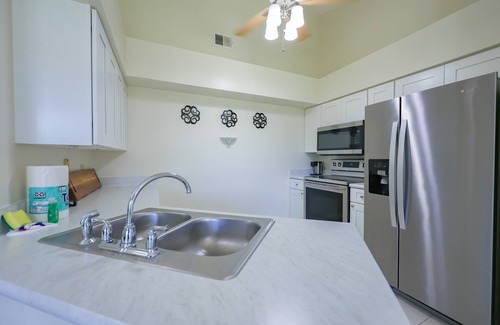 Southwest Orlando Condominio | Entire condo with 2BD in Orlando, remote work friendly, downtown area