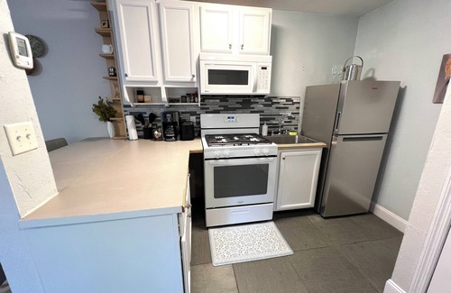 Gainesville Casa | Entire Guesthouse very cozy 1bed ,1bath only 2.1 miles to Campus private Parking