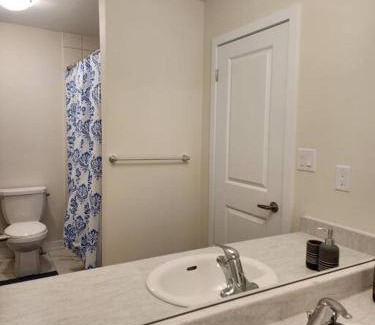 Caledonia Villa | Entire home near Hamilton