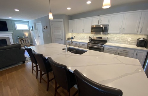 Crockery Township Casa | Entire house with beach on large swimming pond with hot tub