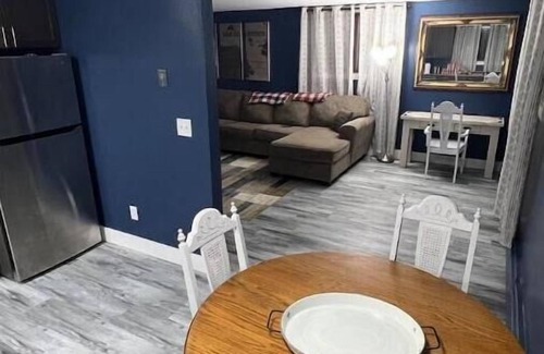 Fargo Apartamento | Entire lower level just off Interstate, free breakfast