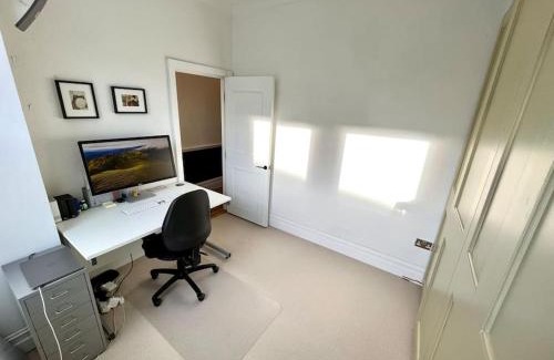 Graveney Apartamento | Entire Modern Apartment with Garden Near Underground Station