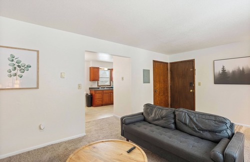 Grand Forks Apartamento | Entire rental unit in Grand Forks, North Dakota