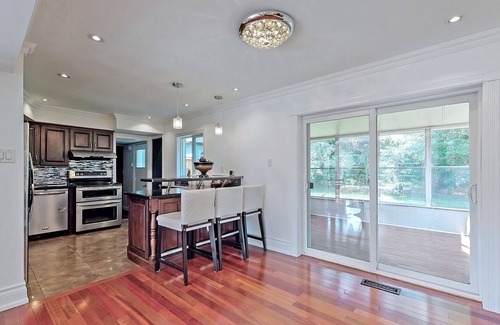 Toronto Casa | Entire unshared cozy house for your entire family