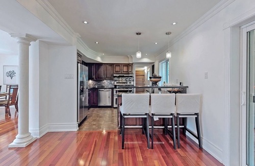 Toronto Casa | Entire unshared cozy house for your entire family