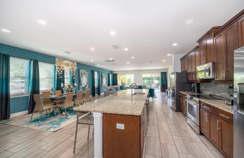 West Kissimmee Casa | EPIC Disney 10Min Retreat, 8BR Resort Villa and Arcade