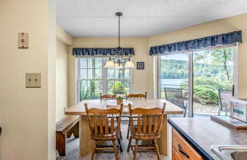 Lake Harmony Apartamento | Epic Views and Pool Access! Gem on Big Boulder Lake