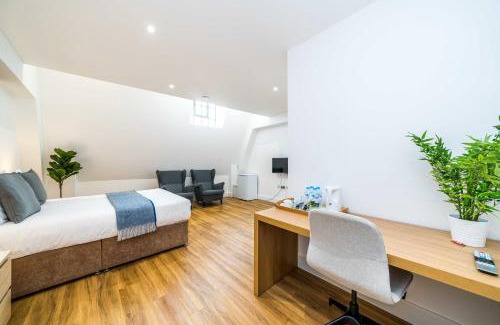Woolwich Casa | Equitable Hotel