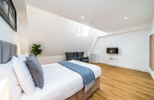 Woolwich Casa | Equitable Hotel