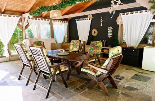 Kehidakustany Apartamento | Erdőterasz Vendégház & SPA