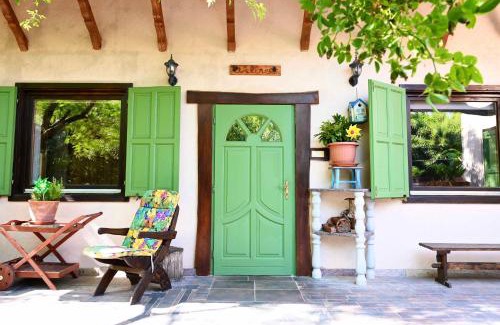 Kehidakustany Apartamento | Erdőterasz Vendégház & SPA