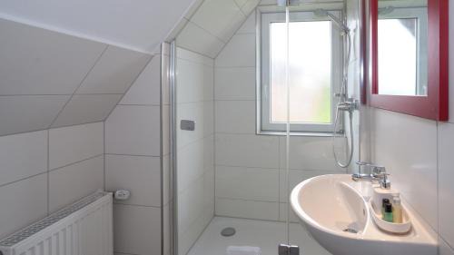 Altendorf-Ulfkotte Casa | ERSTAY - moderne Zimmer