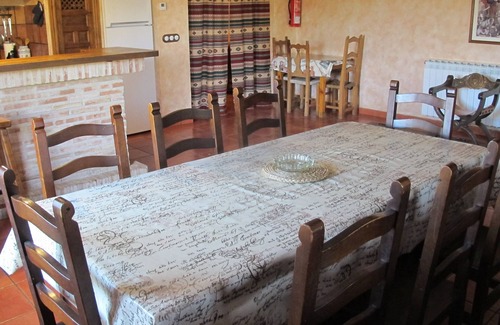 Ruidera Chalet De Esquí | Cortijo Rural en el Parque Natural Lagunas de Ruidera, 2 casas, hasta 16 pax
